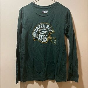 NFL Team Apparel Women's Green Bay Packers Shirt